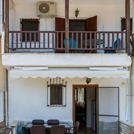 Maisonette “the White Rabbit” *